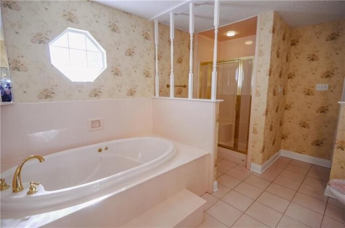 Picture of Home For Sale in Metairie, Louisiana, United States