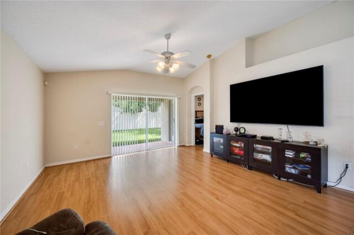 Picture of Home For Sale in Ruskin, Florida, United States