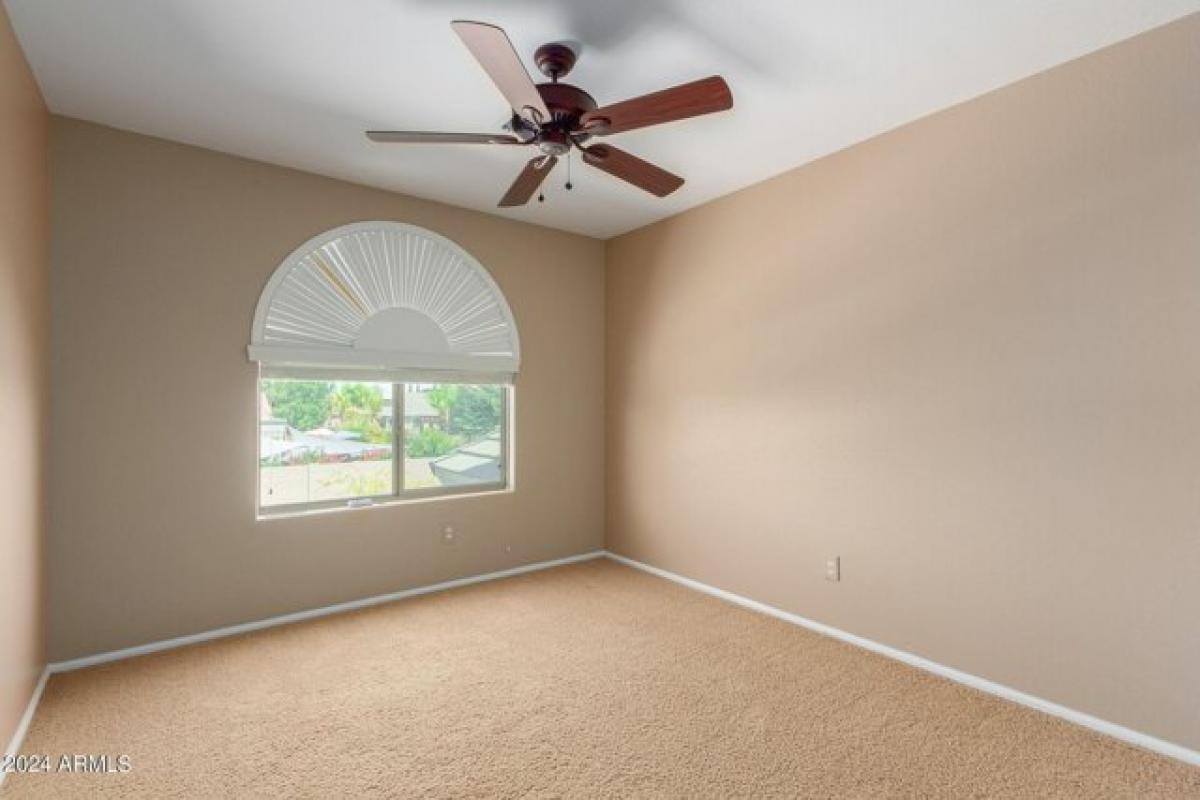 Picture of Home For Sale in Surprise, Arizona, United States