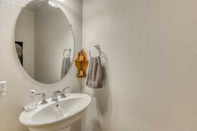 Home For Sale in Hillsboro, Oregon