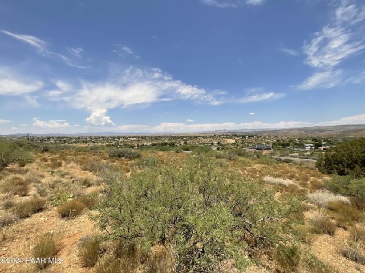 Picture of Residential Land For Sale in Mayer, Arizona, United States