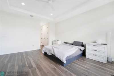 Home For Sale in Loxahatchee, Florida