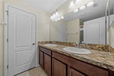 Home For Sale in Wesley Chapel, Florida