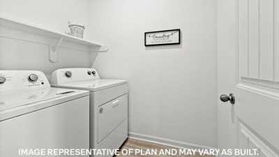 Home For Sale in Oakland, Tennessee