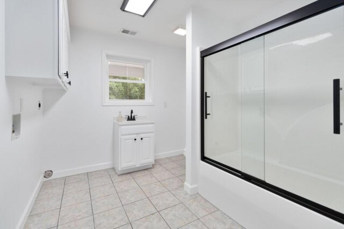 Picture of Home For Sale in Somerset, Kentucky, United States