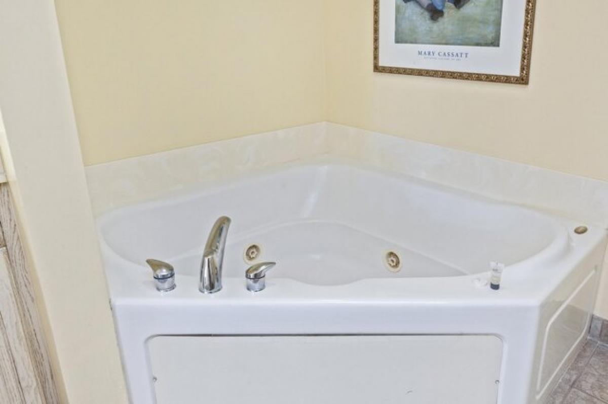 Picture of Home For Sale in Fort Walton Beach, Florida, United States