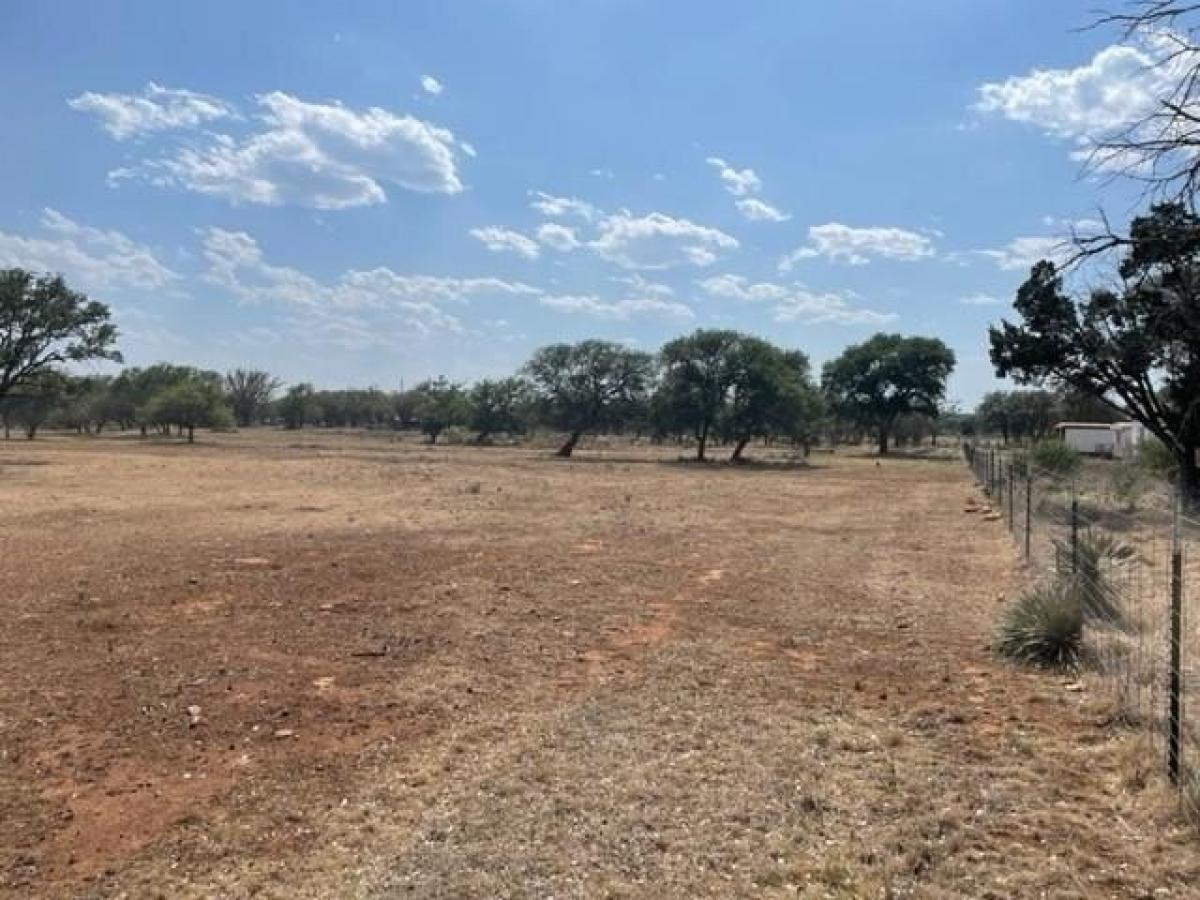 Picture of Home For Sale in Cherokee, Texas, United States