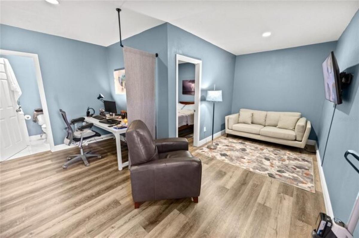 Picture of Home For Sale in Largo, Florida, United States