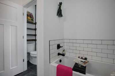 Home For Sale in Elkhart, Indiana