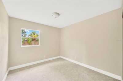 Home For Sale in Apollo Beach, Florida