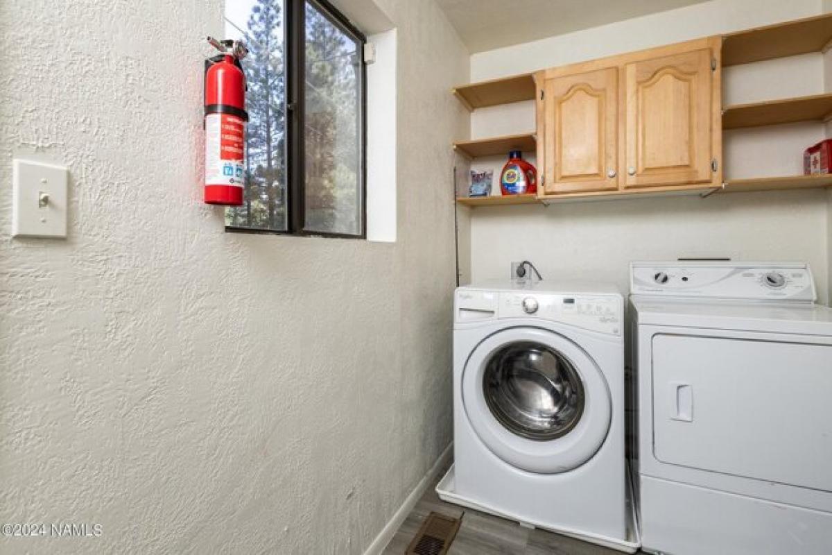 Picture of Home For Sale in Munds Park, Arizona, United States