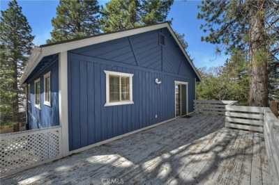 Home For Sale in Running Springs, California