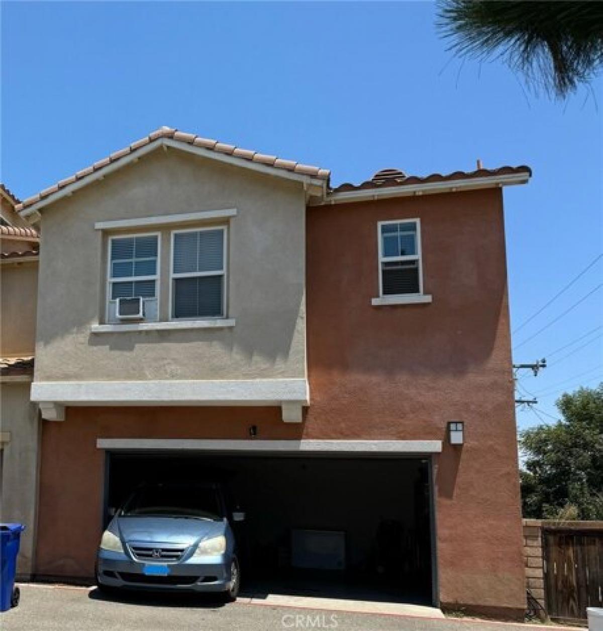 Picture of Home For Sale in Rialto, California, United States