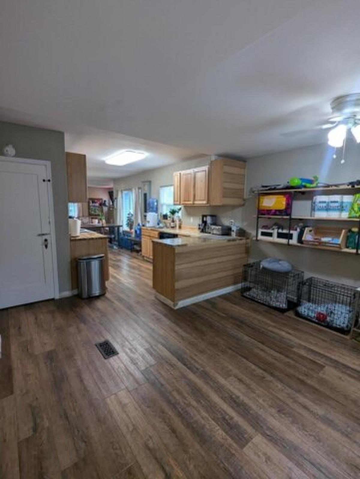 Picture of Home For Sale in Klamath Falls, Oregon, United States