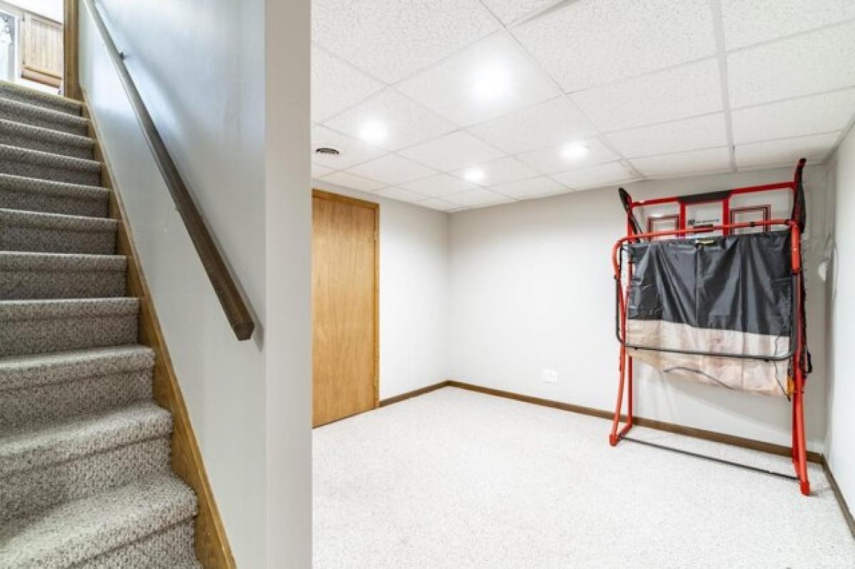 Picture of Home For Sale in Fort Wayne, Indiana, United States