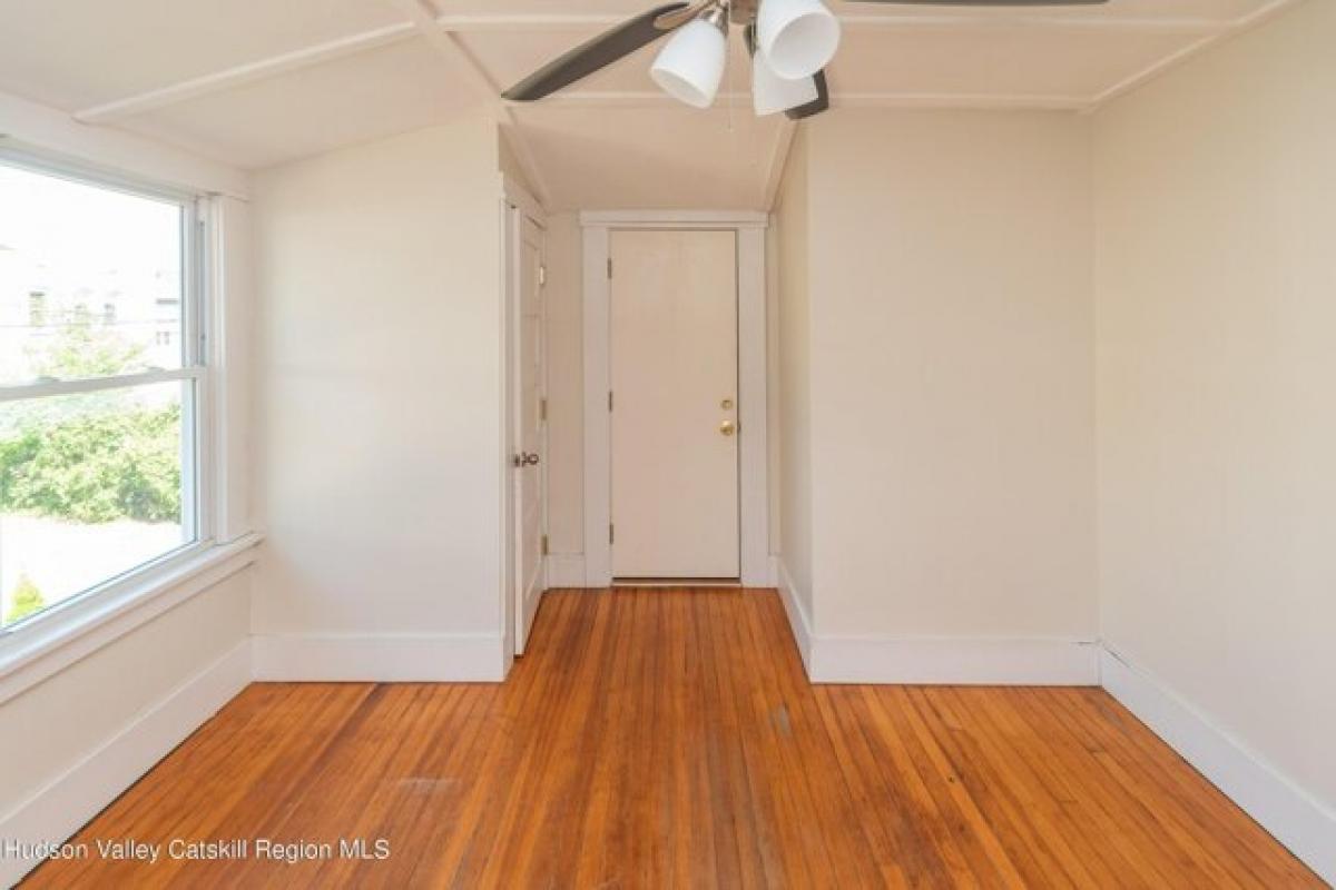 Picture of Home For Sale in Kingston, New York, United States