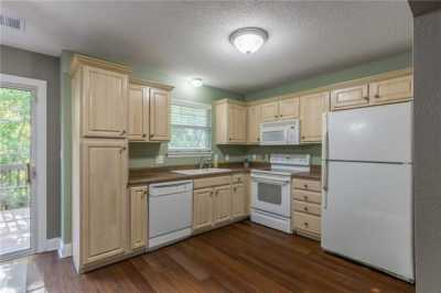 Home For Sale in Blue Springs, Missouri