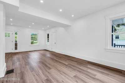 Home For Sale in Toms River, New Jersey