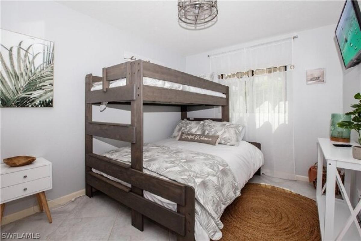 Picture of Home For Sale in Sanibel, Florida, United States