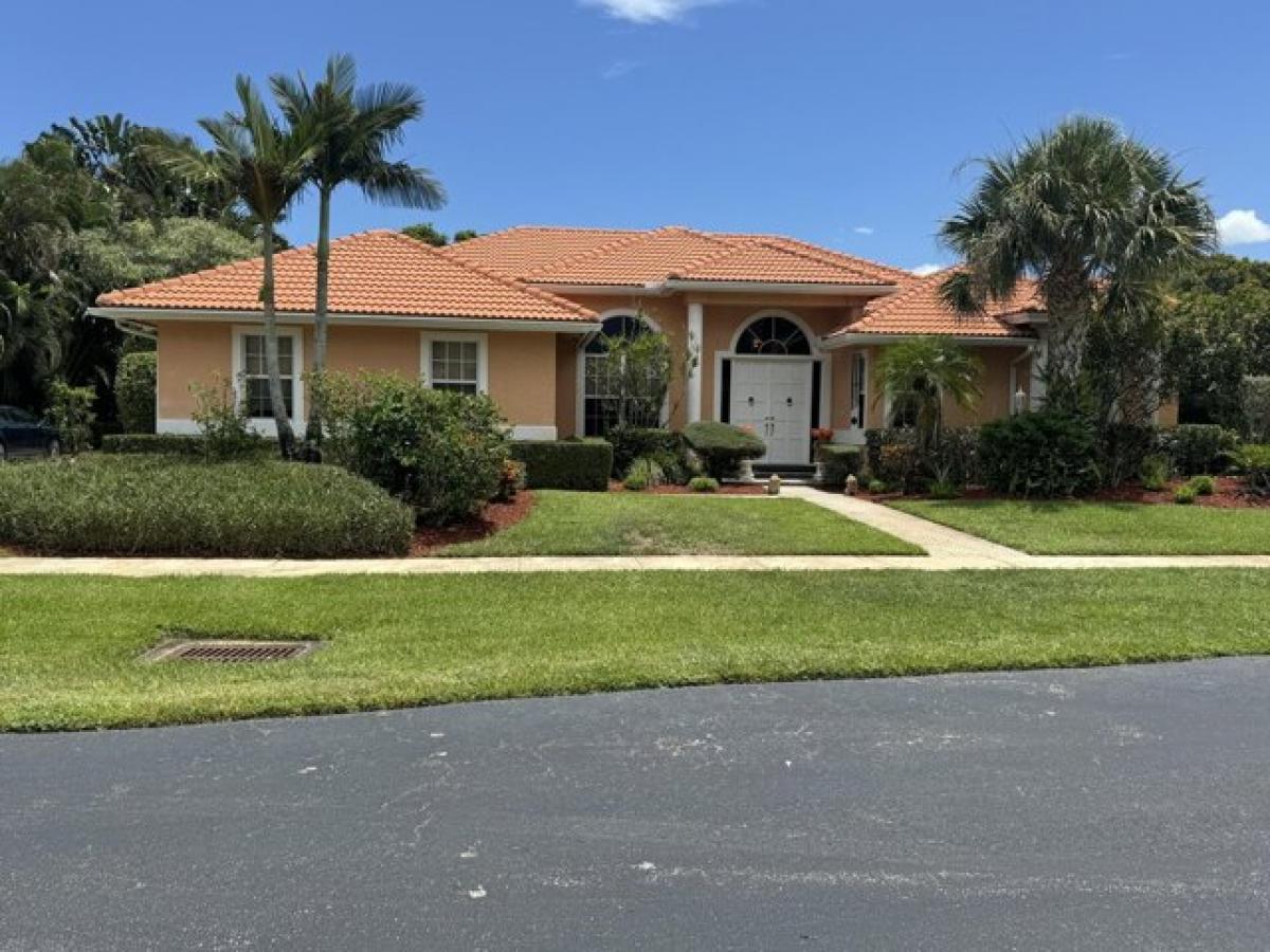 Picture of Home For Sale in Wellington, Florida, United States