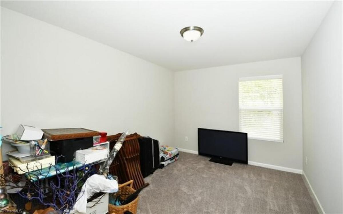 Picture of Home For Sale in Kernersville, North Carolina, United States