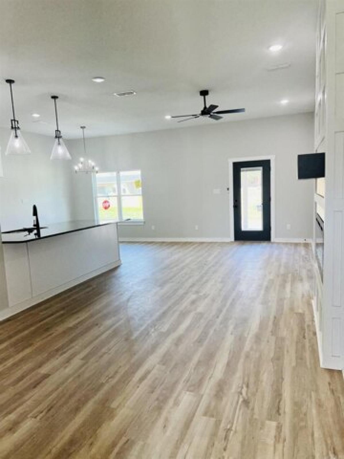 Picture of Home For Sale in Jacksonville, Arkansas, United States