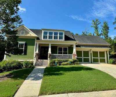 Home For Sale in Hoschton, Georgia