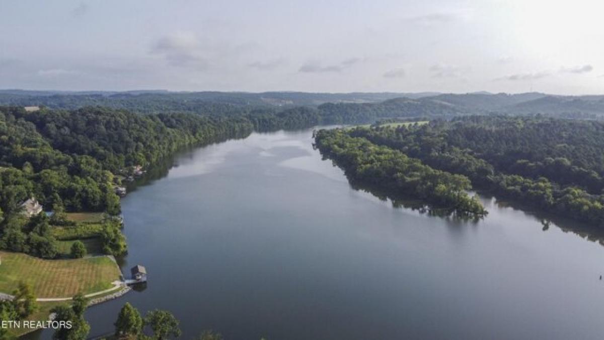 Picture of Residential Land For Sale in Loudon, Tennessee, United States