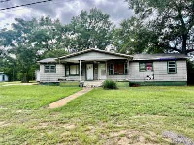 Home For Sale in Elba, Alabama
