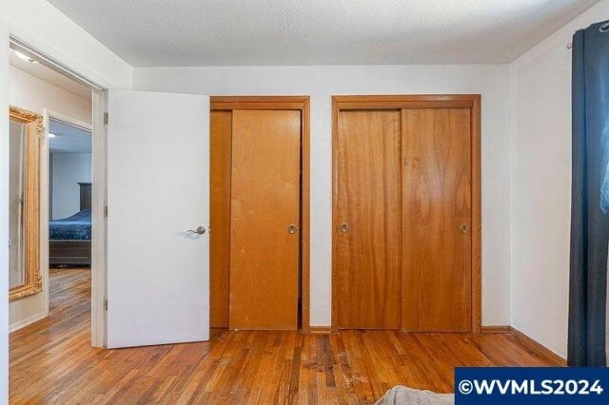 Picture of Home For Sale in Salem, Oregon, United States