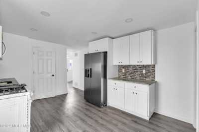 Home For Sale in Keansburg, New Jersey