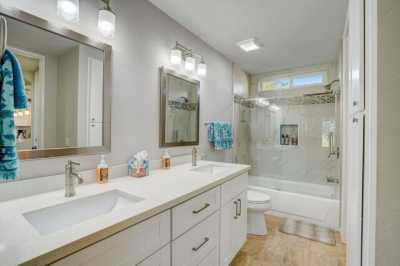 Home For Sale in Cathedral City, California