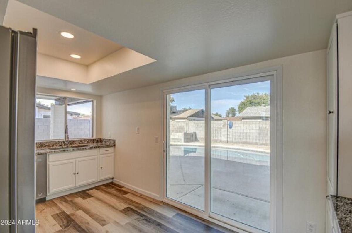 Picture of Home For Sale in Glendale, Arizona, United States