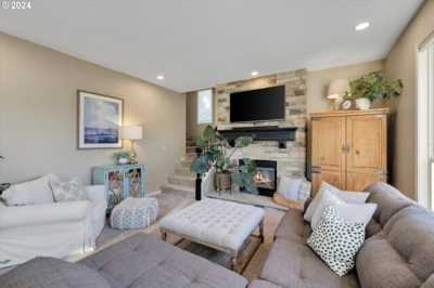 Home For Sale in Happy Valley, Oregon