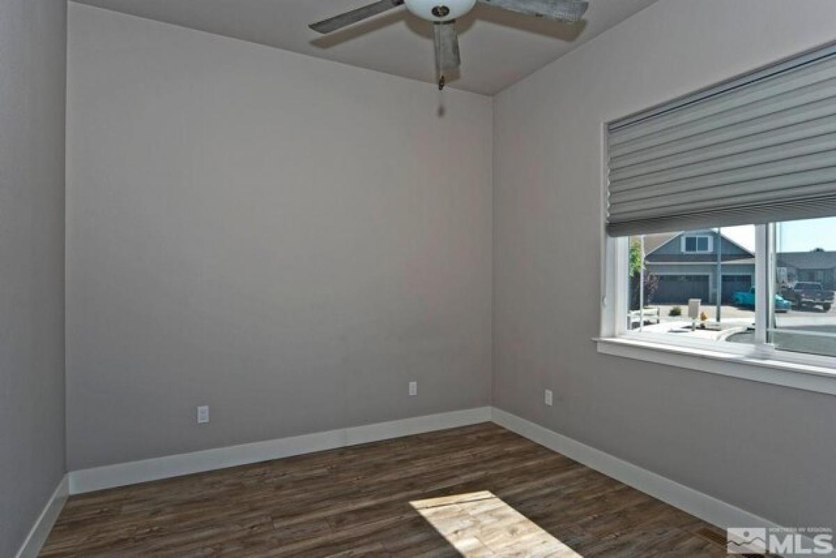 Picture of Home For Sale in Gardnerville, Nevada, United States