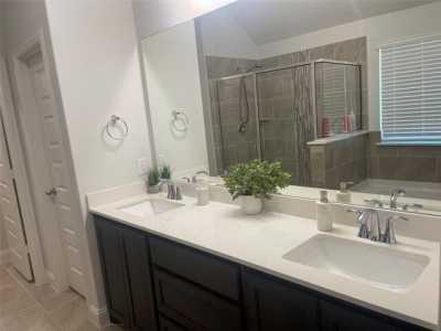 Home For Sale in Aubrey, Texas