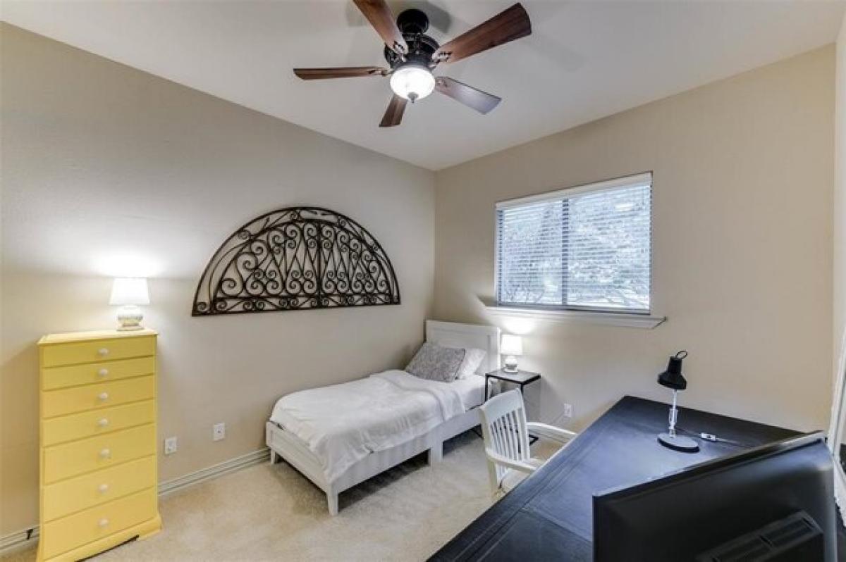 Picture of Home For Sale in Midlothian, Texas, United States