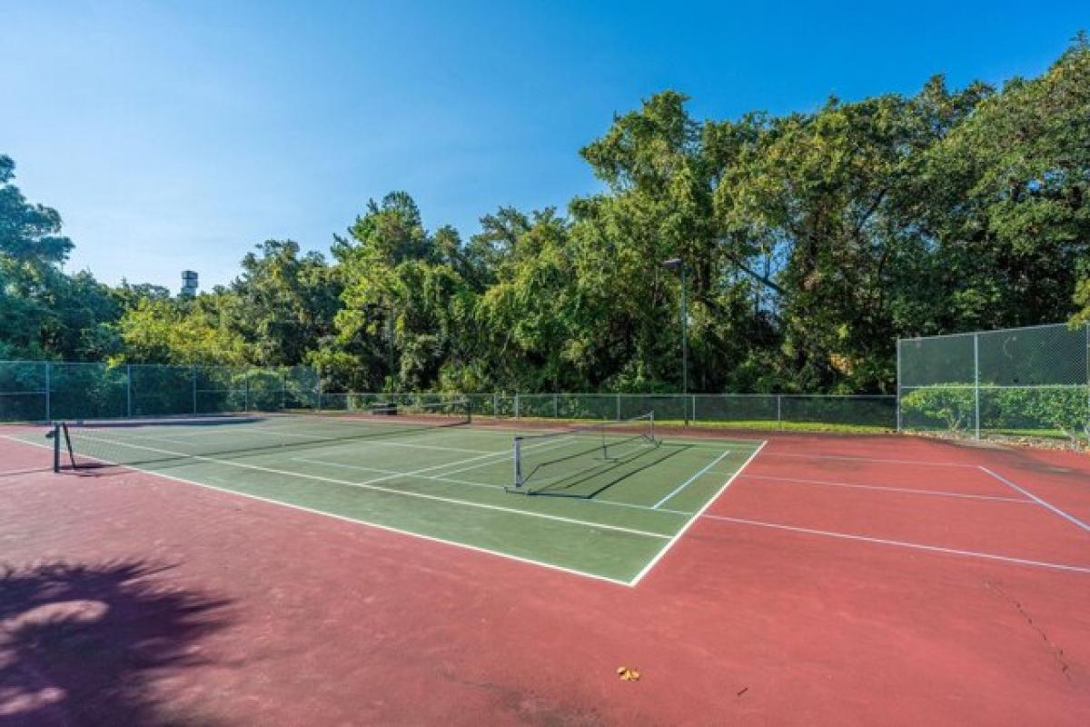 Picture of Home For Sale in Mount Pleasant, South Carolina, United States