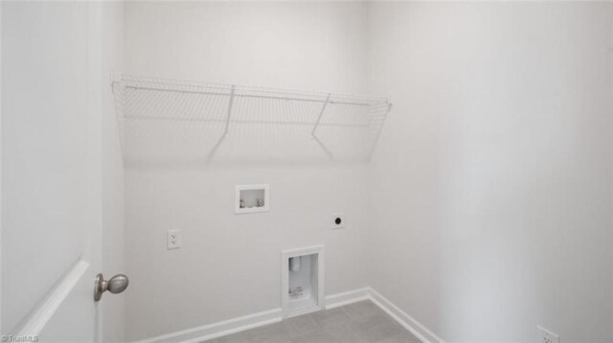 Picture of Home For Sale in Lexington, North Carolina, United States