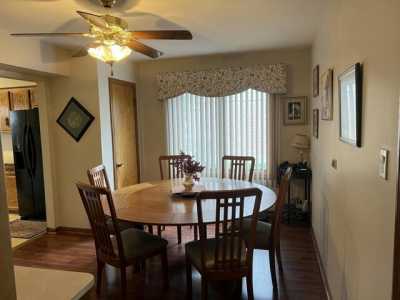 Home For Sale in Chicago Ridge, Illinois