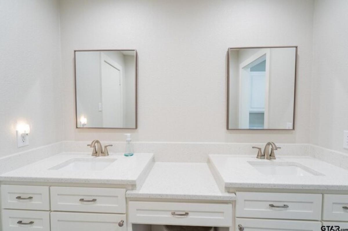 Picture of Home For Sale in Sulphur Springs, Texas, United States