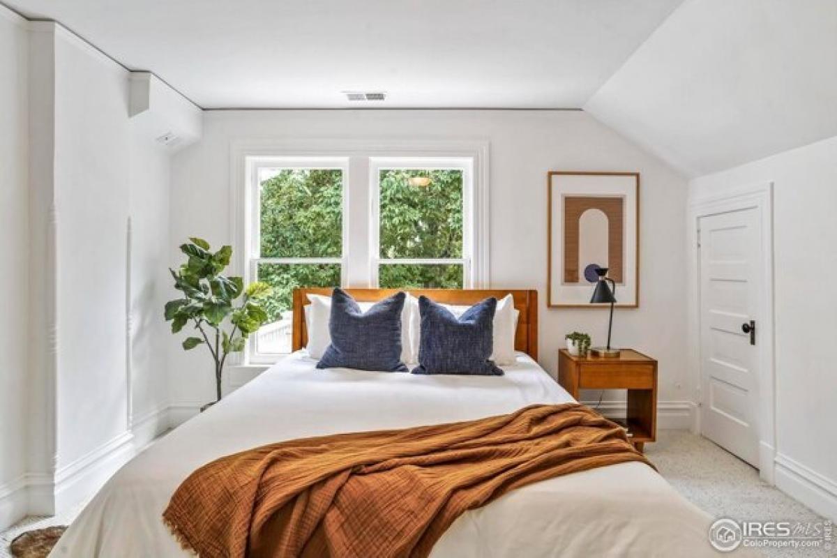 Picture of Home For Sale in Boulder, Colorado, United States