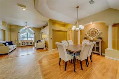 Home For Sale in Valrico, Florida