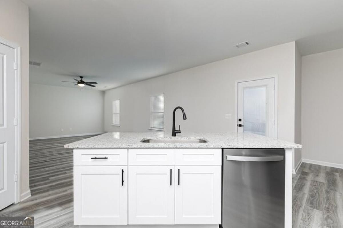 Picture of Home For Sale in Dacula, Georgia, United States