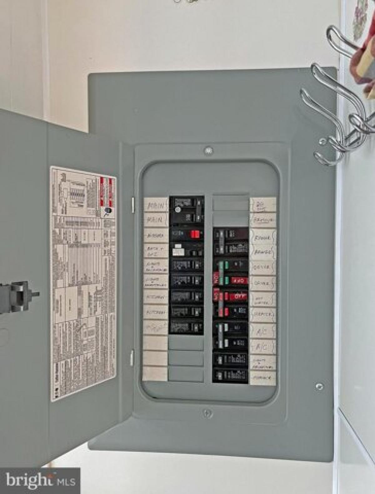 Picture of Home For Sale in Lewes, Delaware, United States