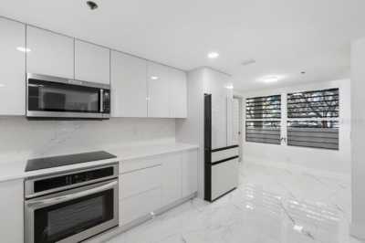 Home For Rent in Sarasota, Florida