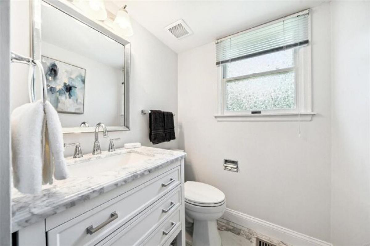 Picture of Home For Sale in Chesterfield, Missouri, United States