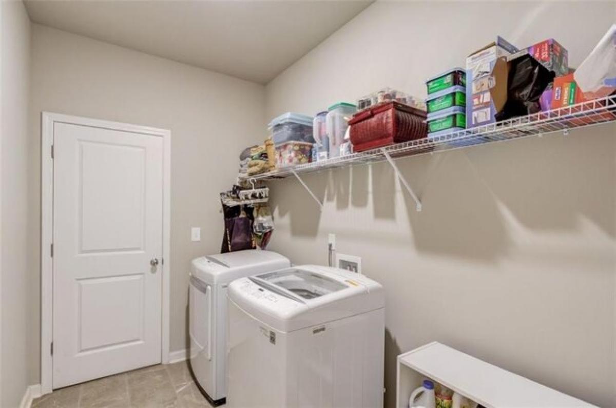 Picture of Home For Sale in Winder, Georgia, United States