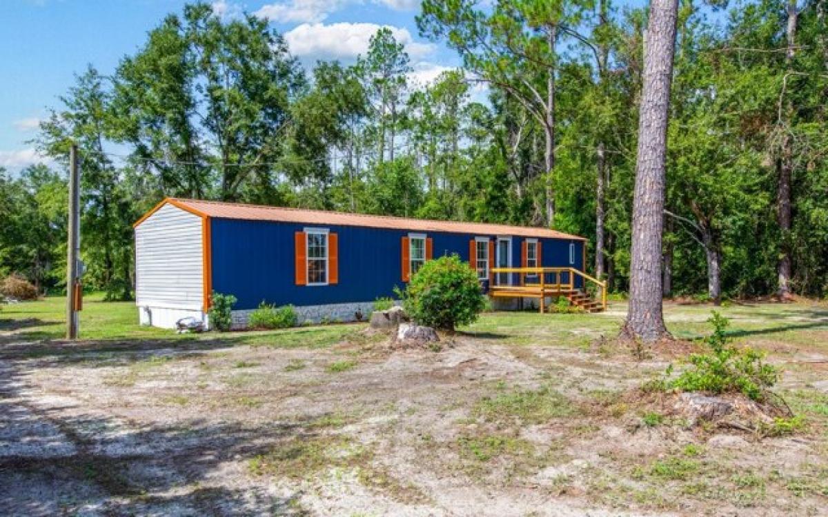 Picture of Home For Sale in Jasper, Florida, United States