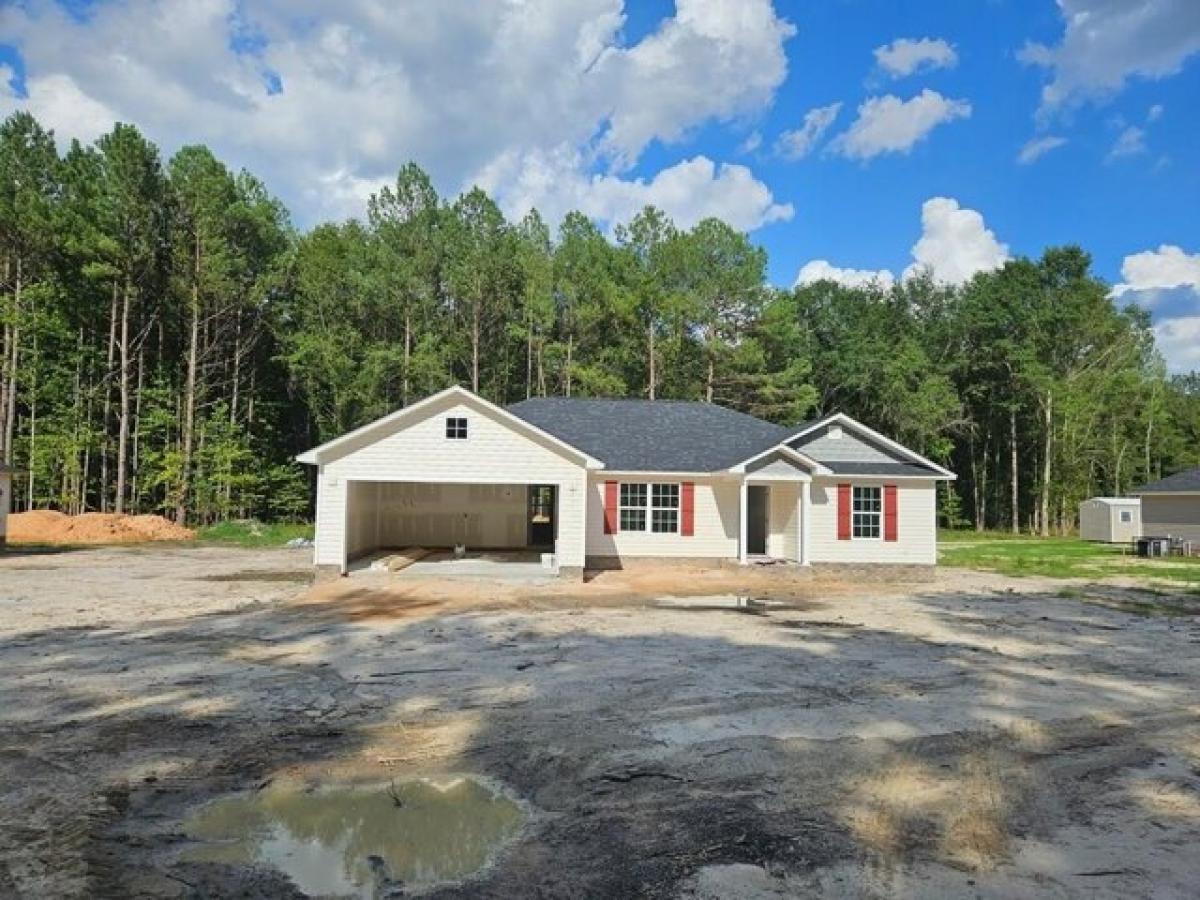 Picture of Home For Sale in Sumter, South Carolina, United States